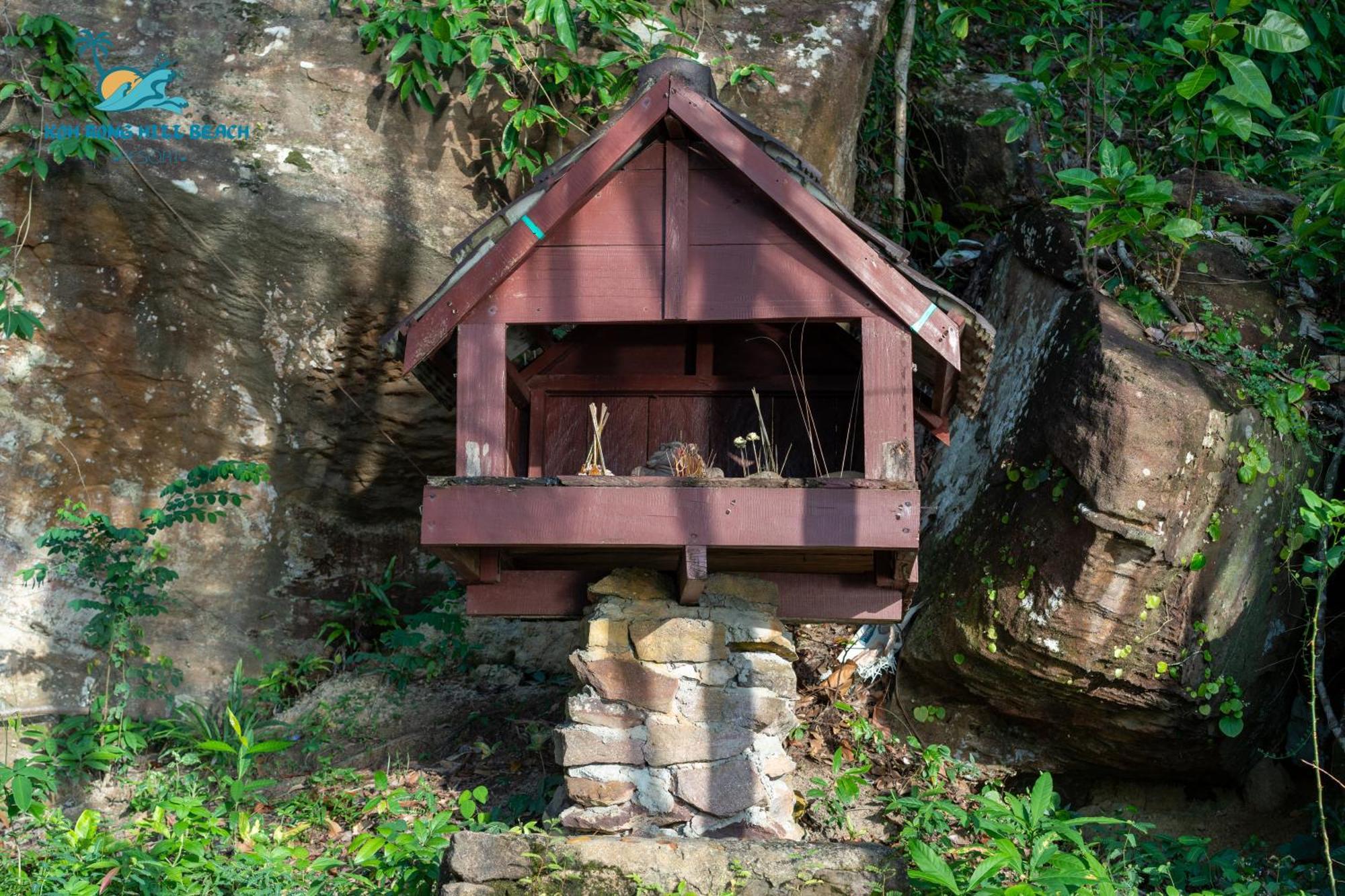 Koh Rong Hill Beach Resort Derm Tkov Village Экстерьер фото