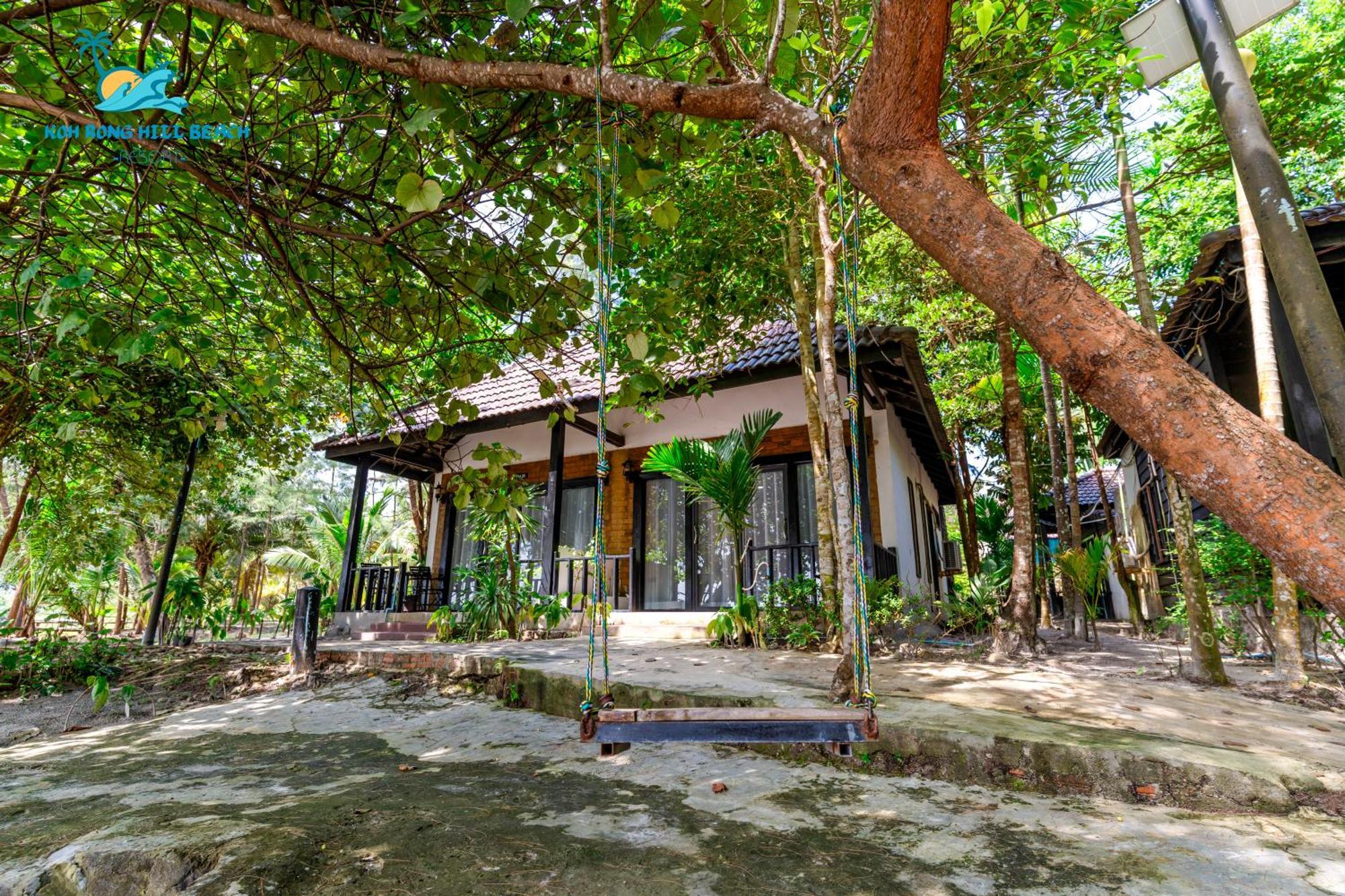 Koh Rong Hill Beach Resort Derm Tkov Village Экстерьер фото